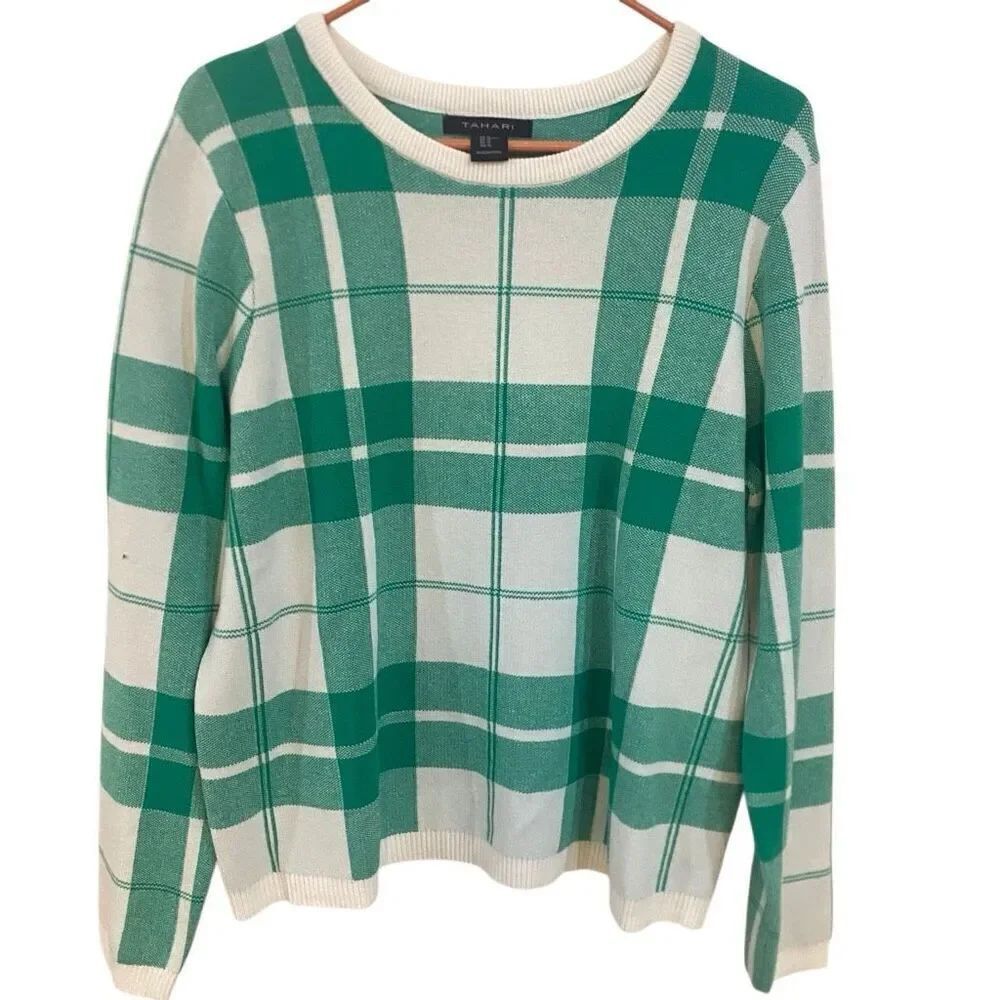 Tahari XL crew neck long sleeve sweater green and cream plaid